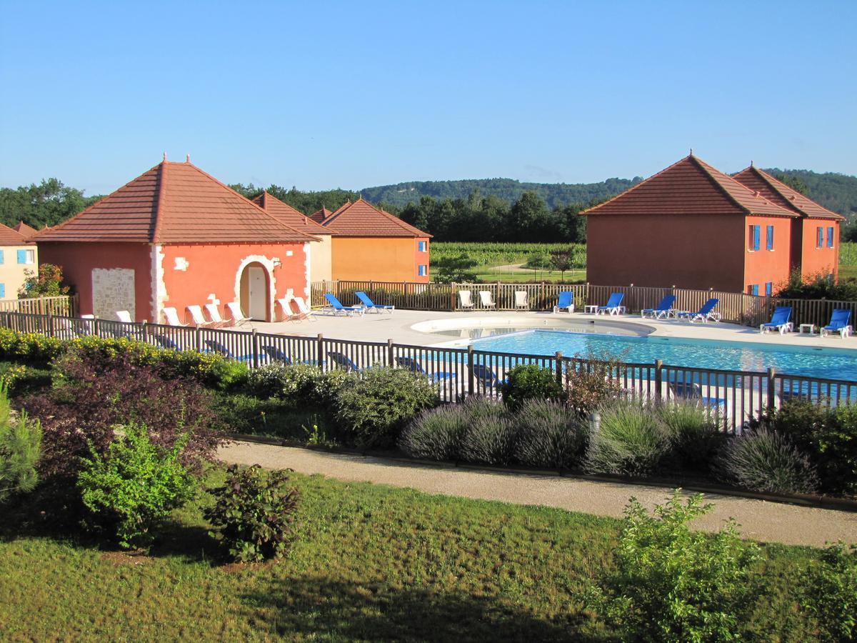 Готель Terres De France - Domaine De Claire Rive Prayssac Екстер'єр фото